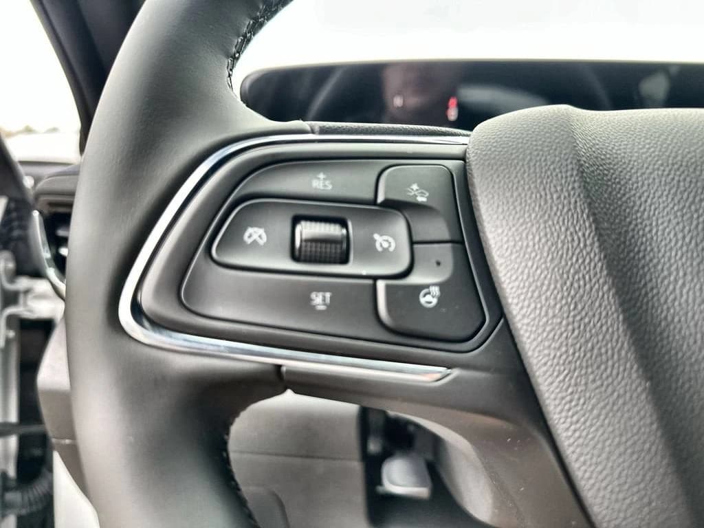Buick Envista Sport Touring FWD 4dr 2026 — side view