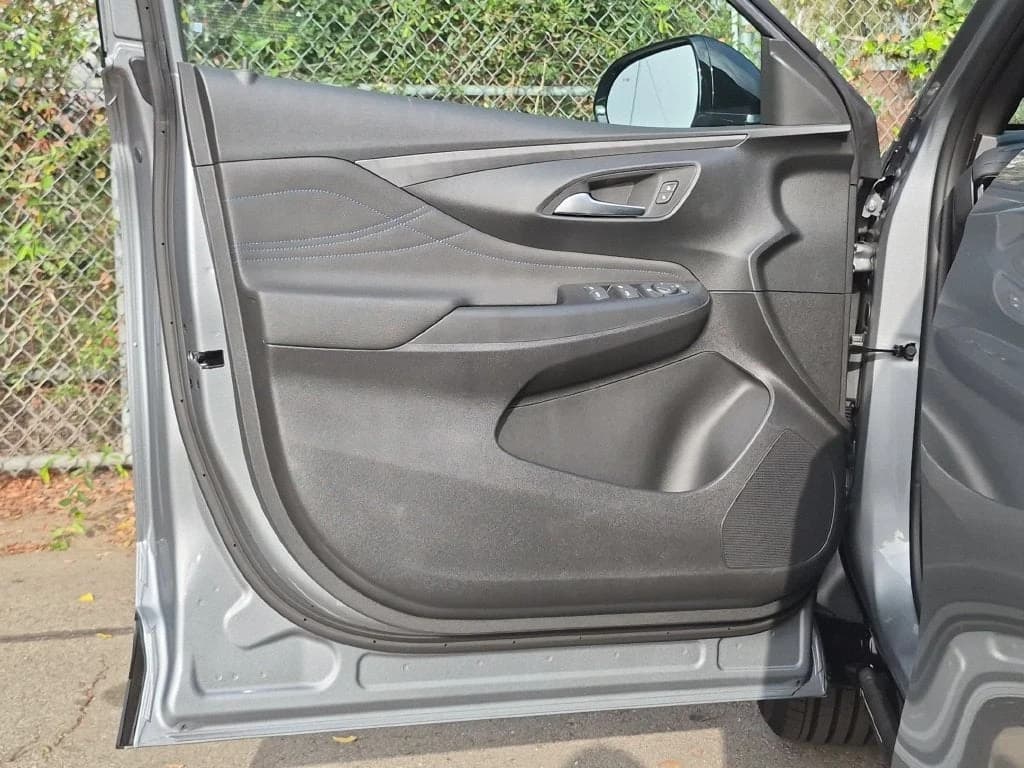 Buick Envista Sport Touring FWD 4dr 2026 — side view