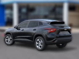 Chevrolet Trax LS FWD 4dr 2026 — side view