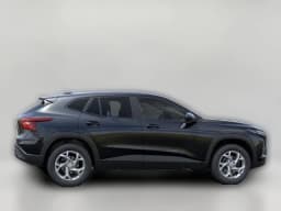 Chevrolet Trax LS FWD 4dr 2026 — side view