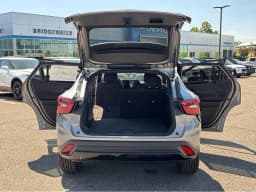 Chevrolet Trax 1RS FWD 4dr 2026 — side view