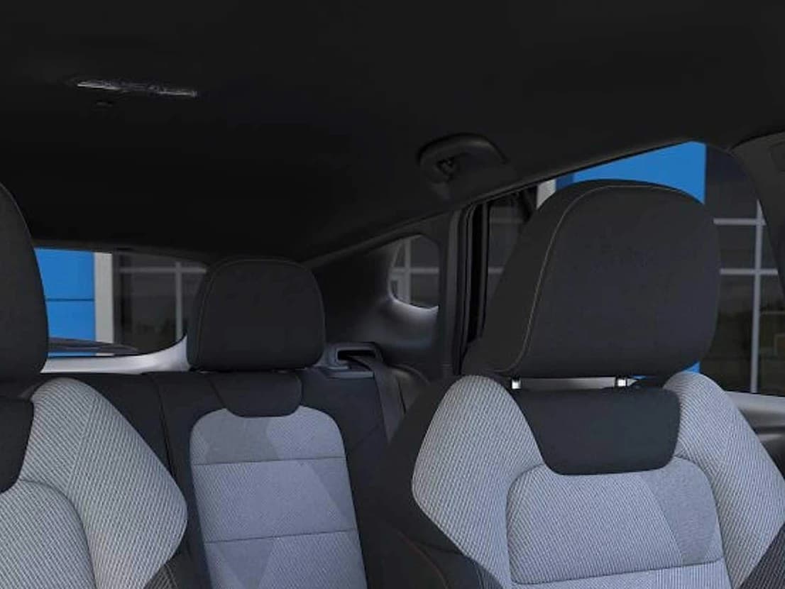 Chevrolet Trax 1RS FWD 4dr 2026 — side view