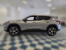 Chevrolet Trax 1RS FWD 4dr 2026 — side view