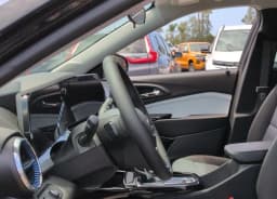 Chevrolet Trax LT FWD 4dr 2026 — side view
