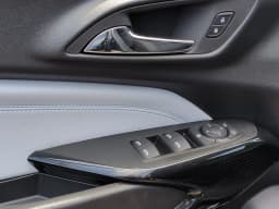 Chevrolet Trax LT FWD 4dr 2026 — side view