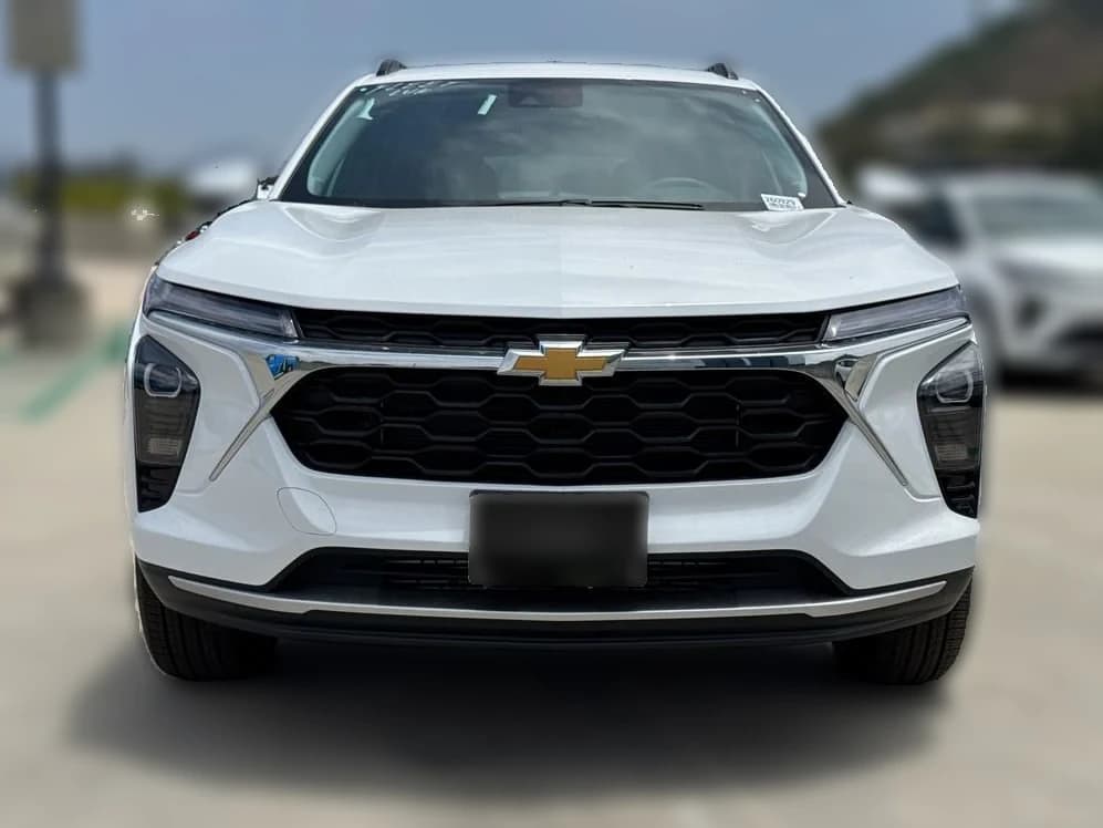 Chevrolet Trax LT FWD 4dr 2026 — side view