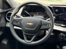 Chevrolet Trax LT FWD 4dr 2026 — side view