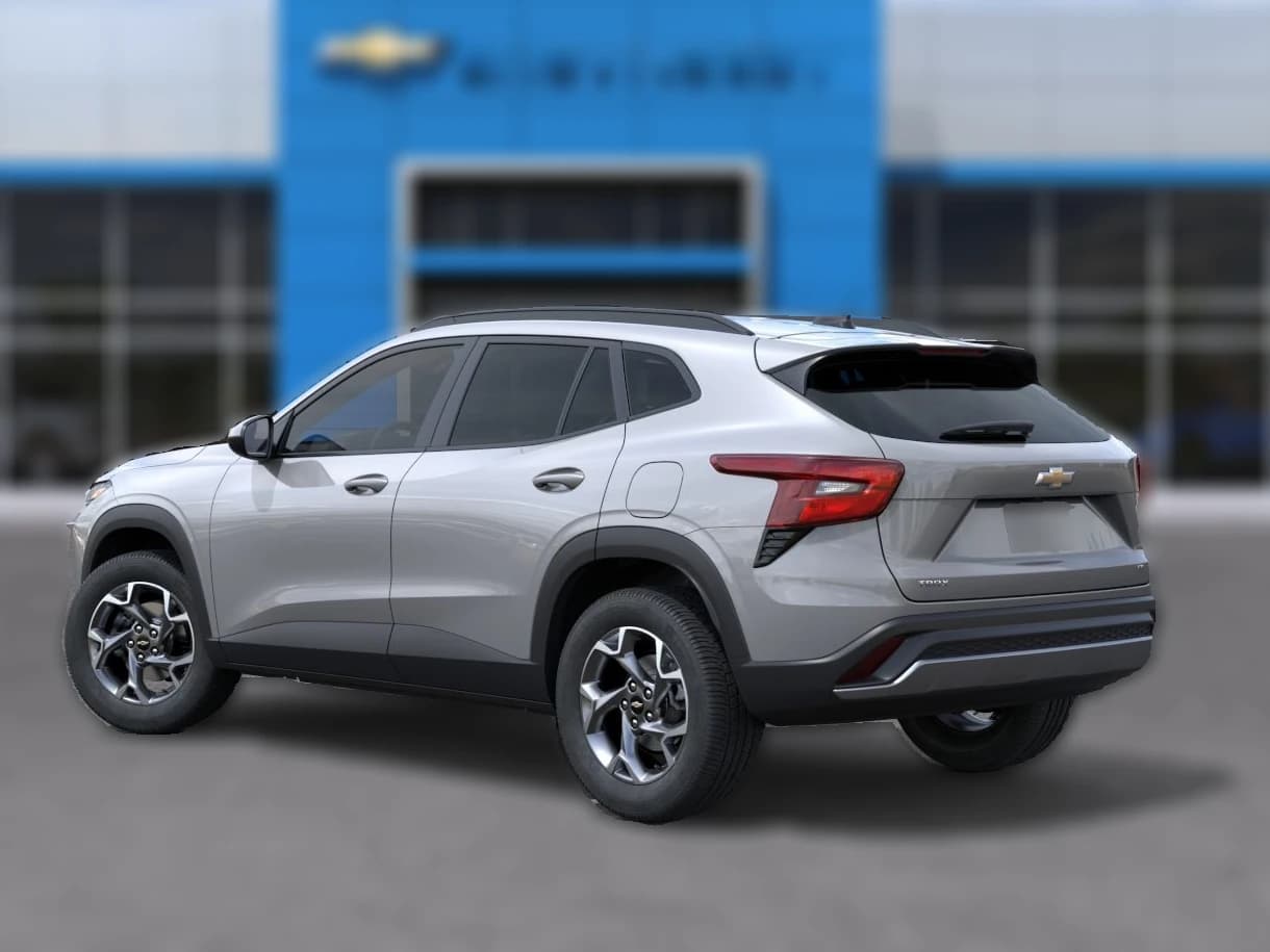 Chevrolet Trax LT FWD 4dr 2026 — side view