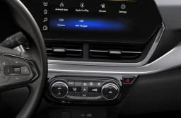 Chevrolet Trax LT FWD 4dr 2026 — side view