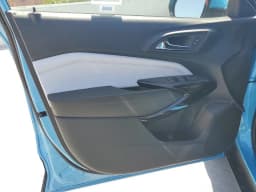 Chevrolet Trax LT FWD 4dr 2026 — side view