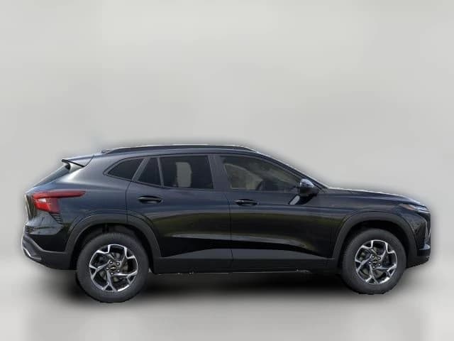 Chevrolet Trax LT FWD 4dr 2026 — side view