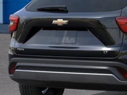 Chevrolet Trax LT FWD 4dr 2026 — side view