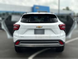 Chevrolet Trax LT FWD 4dr 2026 — side view