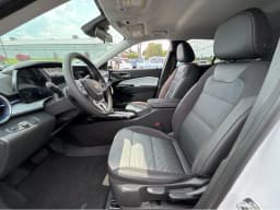 Chevrolet Trax LT FWD 4dr 2026 — side view