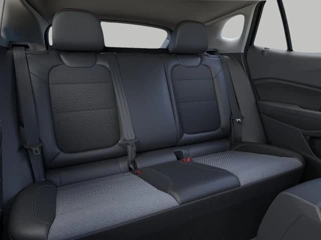 Chevrolet Trax LT FWD 4dr 2026 — side view