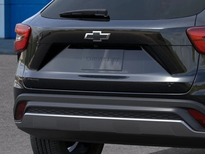 Chevrolet Trax LT FWD 4dr 2026 — side view