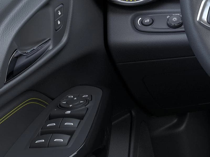 Chevrolet Trax LT FWD 4dr 2026 — side view
