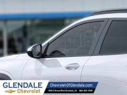 Chevrolet Trax LT FWD 4dr 2026 — side view