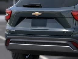 Chevrolet Trax LT FWD 4dr 2026 — side view