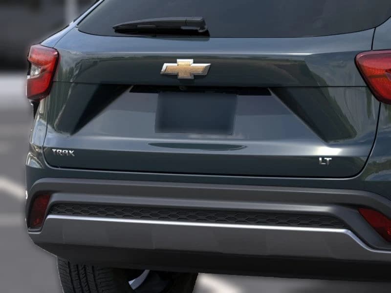 Chevrolet Trax LT FWD 4dr 2026 — side view