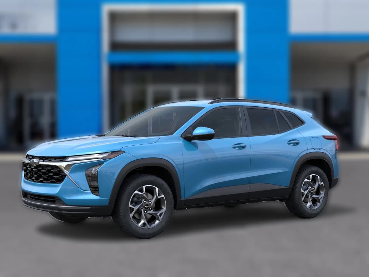 Chevrolet Trax LT FWD 4dr 2026 — side view