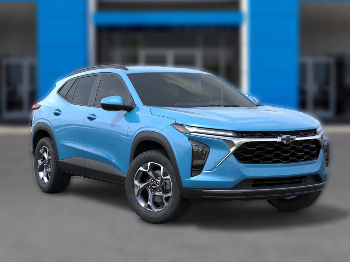 Chevrolet Trax LT FWD 4dr 2026 — side view