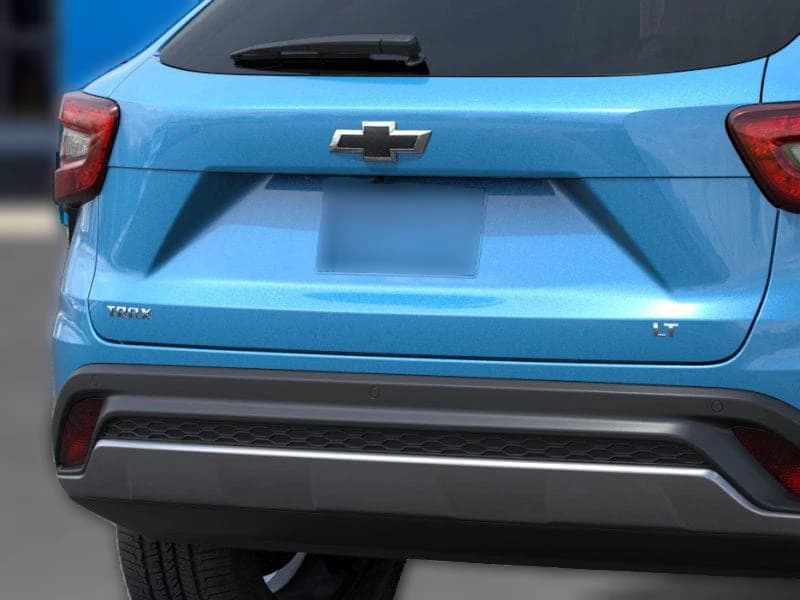 Chevrolet Trax LT FWD 4dr 2026 — side view