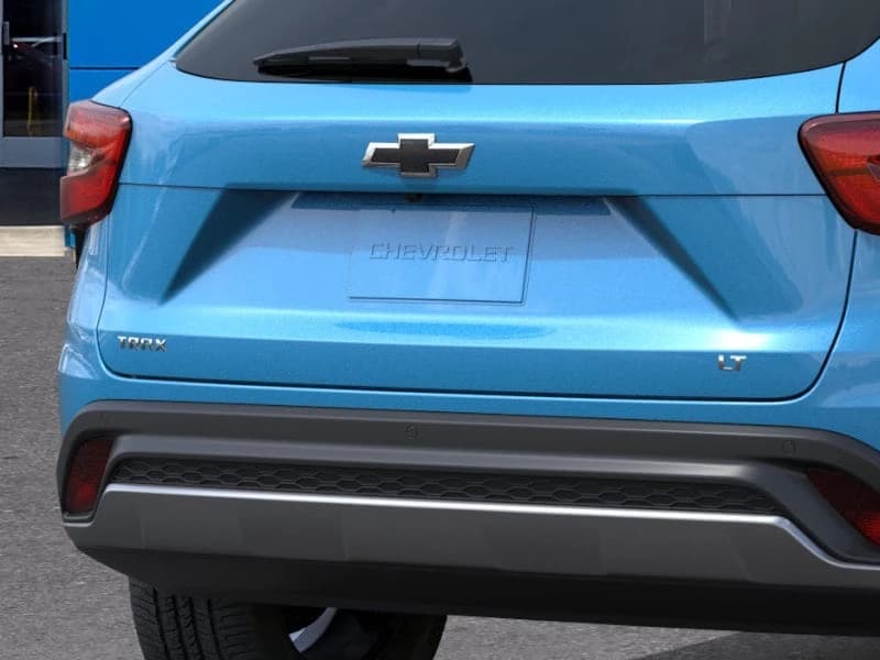 Chevrolet Trax LT FWD 4dr 2026 — side view