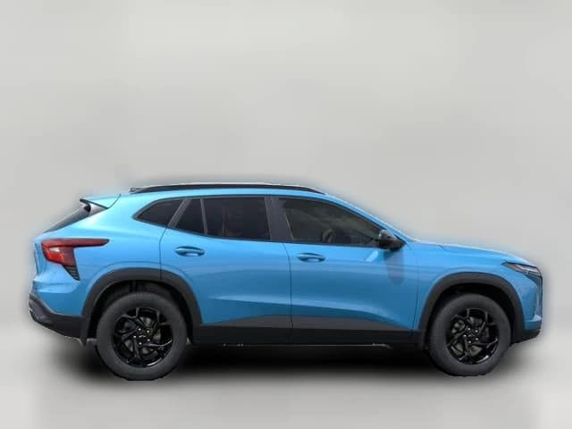 Chevrolet Trax LT FWD 4dr 2026 — side view