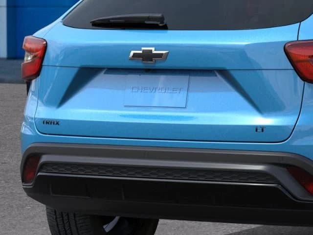 Chevrolet Trax LT FWD 4dr 2026 — side view