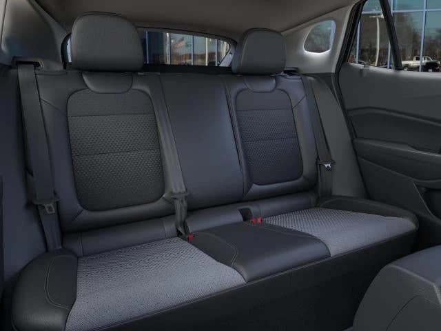 Chevrolet Trax LT FWD 4dr 2026 — side view