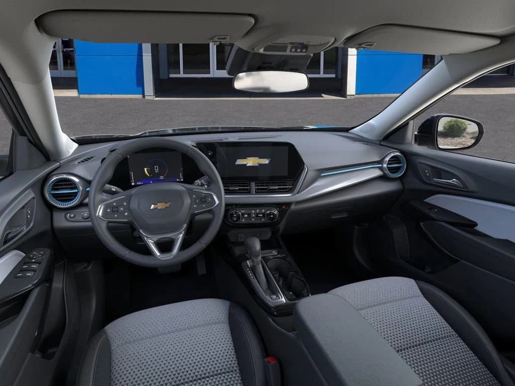 Chevrolet Trax LT FWD 4dr 2026 — side view