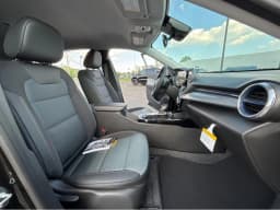 Chevrolet Trax LT FWD 4dr 2026 — side view