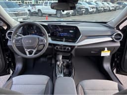 Chevrolet Trax LT FWD 4dr 2026 — side view