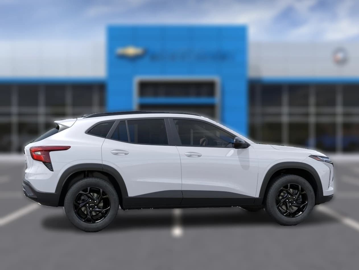 Chevrolet Trax LT FWD 4dr 2026 — side view
