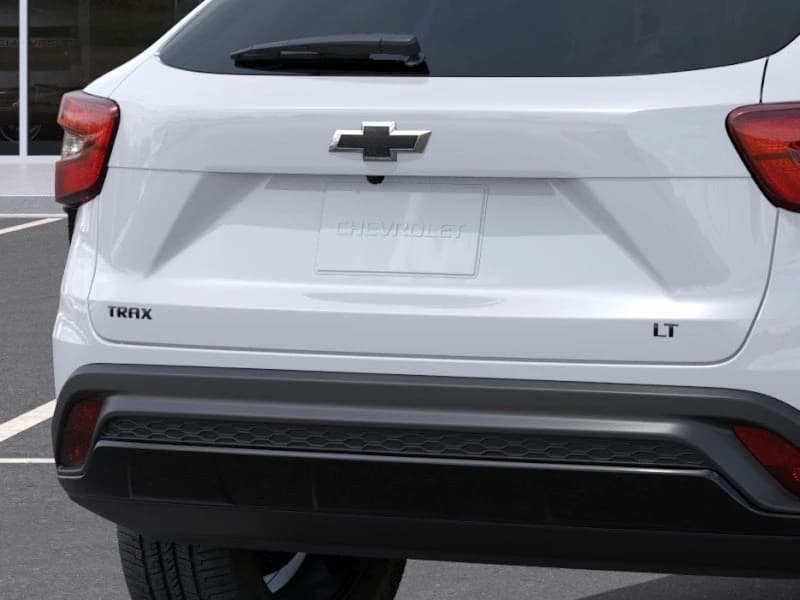Chevrolet Trax LT FWD 4dr 2026 — side view