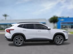 Chevrolet Trax LT FWD 4dr 2026 — side view