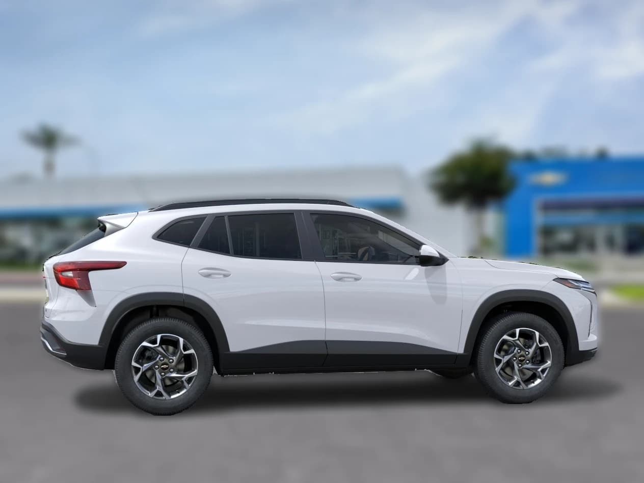 Chevrolet Trax LT FWD 4dr 2026 — side view