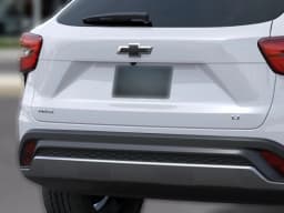 Chevrolet Trax LT FWD 4dr 2026 — side view