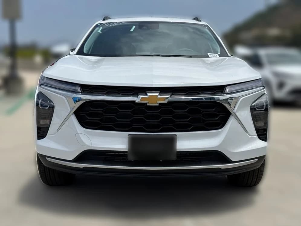 Chevrolet Trax LT FWD 4dr 2026 — side view