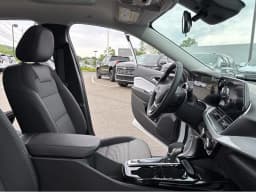 Chevrolet Trax LT FWD 4dr 2026 — side view