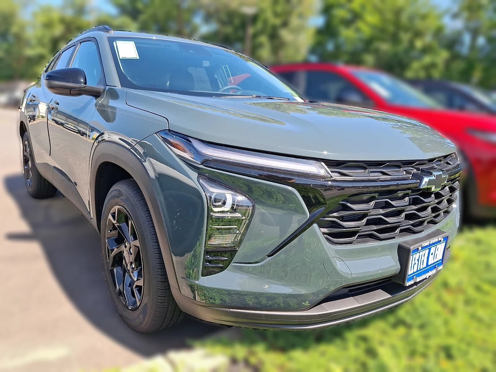 Chevrolet Trax LT FWD 4dr 2026 — side view