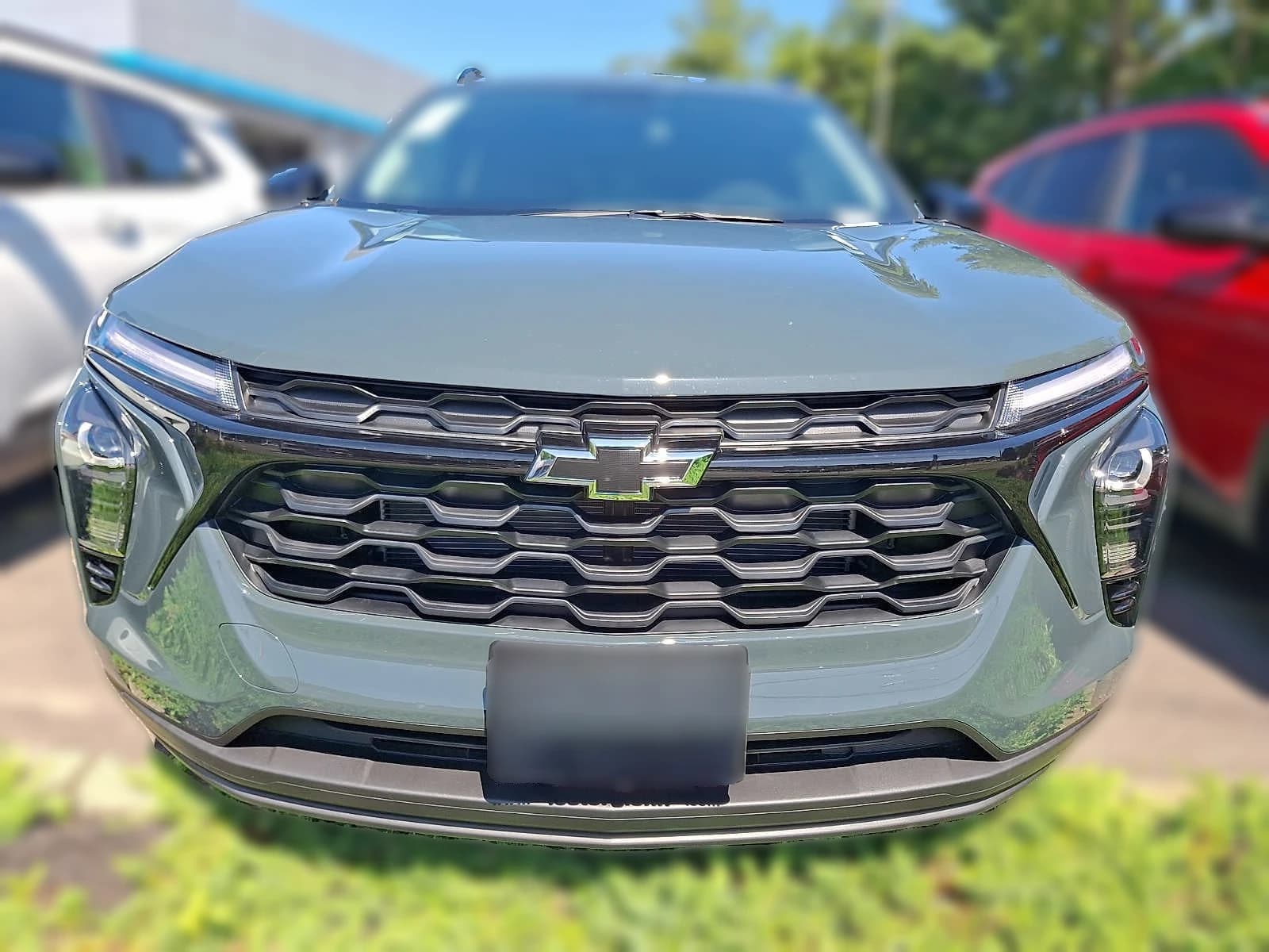 Chevrolet Trax LT FWD 4dr 2026 — side view