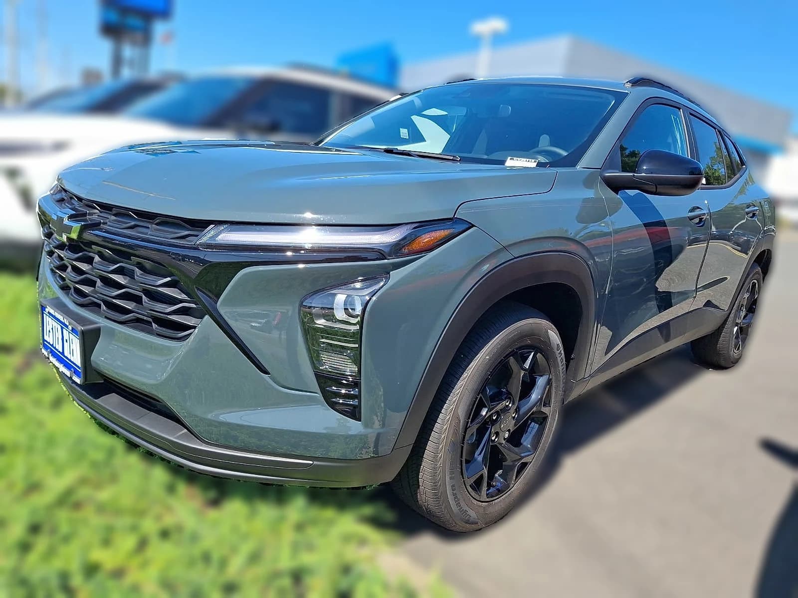 Chevrolet Trax LT FWD 4dr 2026 — side view