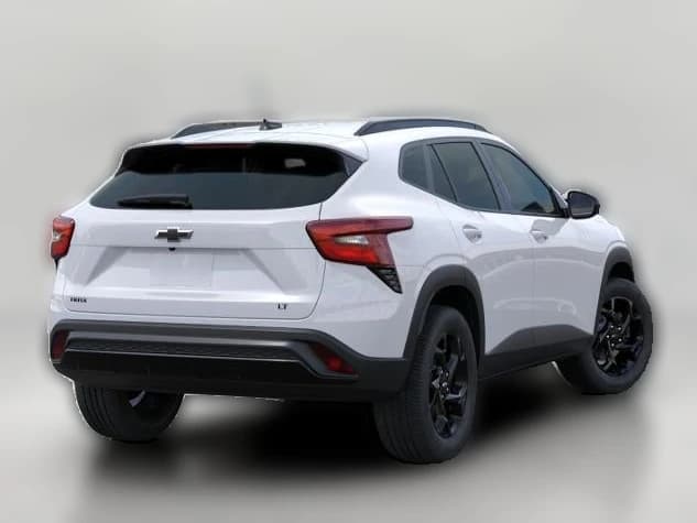 Chevrolet Trax LT FWD 4dr 2026 — side view