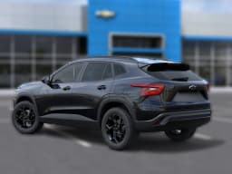 Chevrolet Trax LT FWD 4dr 2026 — side view