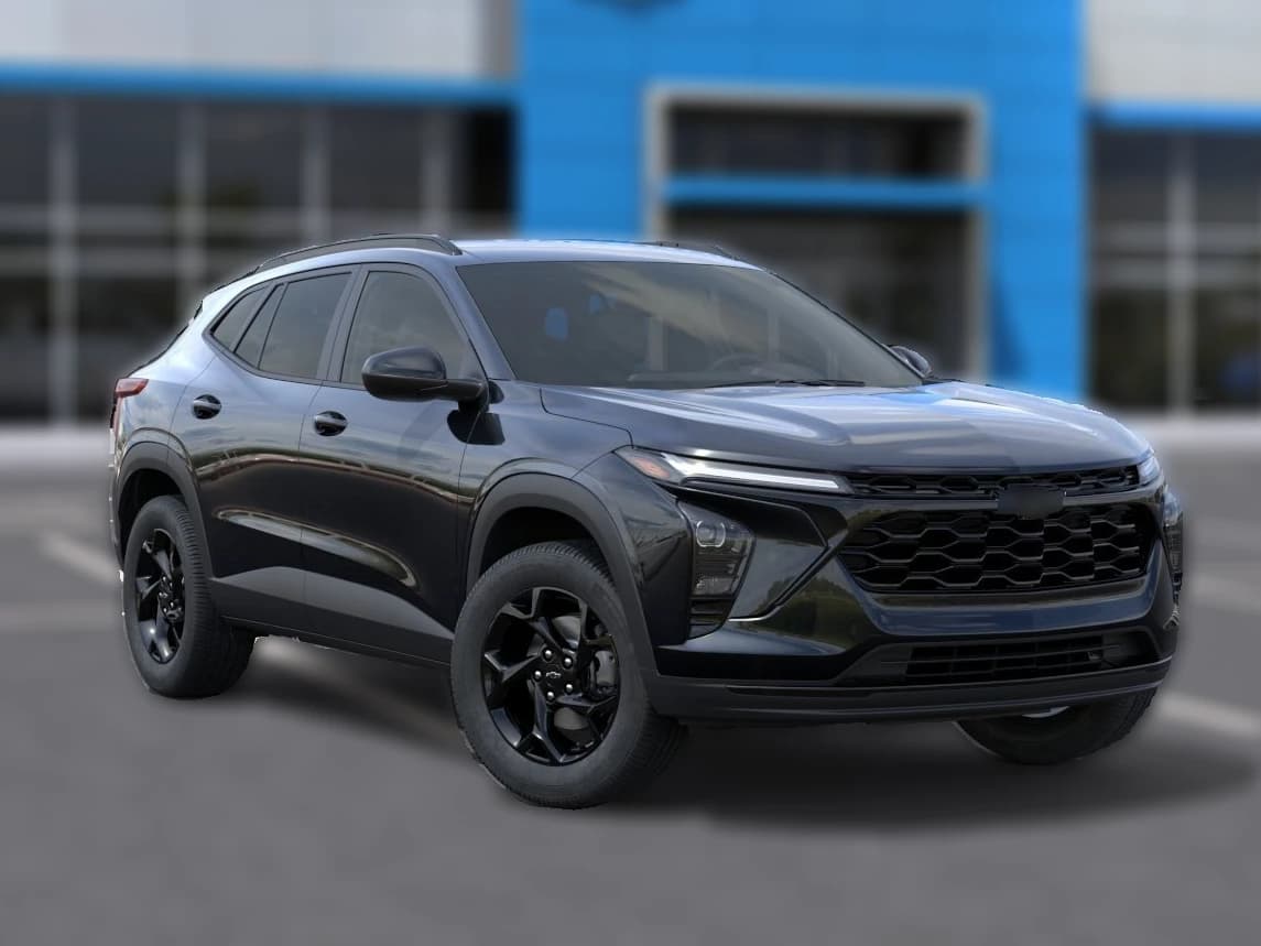 Chevrolet Trax LT FWD 4dr 2026 — side view