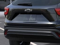 Chevrolet Trax LT FWD 4dr 2026 — side view