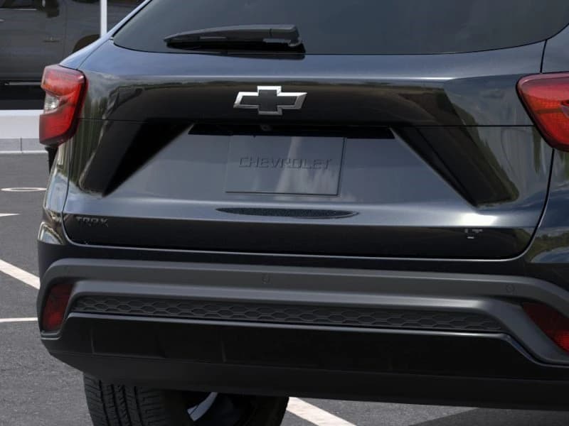 Chevrolet Trax LT FWD 4dr 2026 — side view