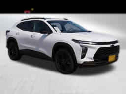 Chevrolet Trax ACTIV FWD 4dr 2026 — side view